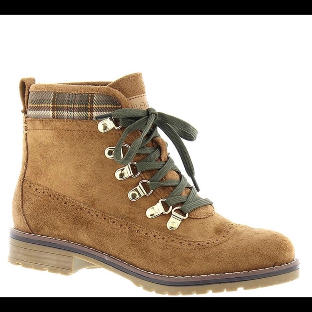 Adorable new Tommy Hilfiger boots